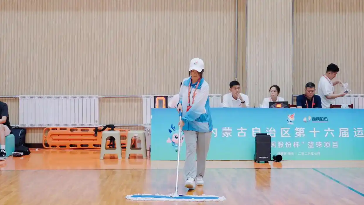 “青春力量”护航内蒙古十六运