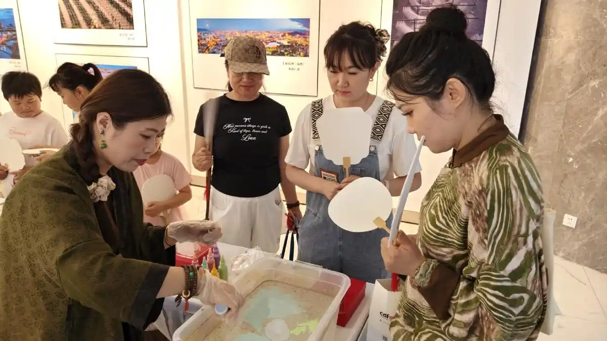 “闽蒙文化交流展”在内蒙古赤峰市启动