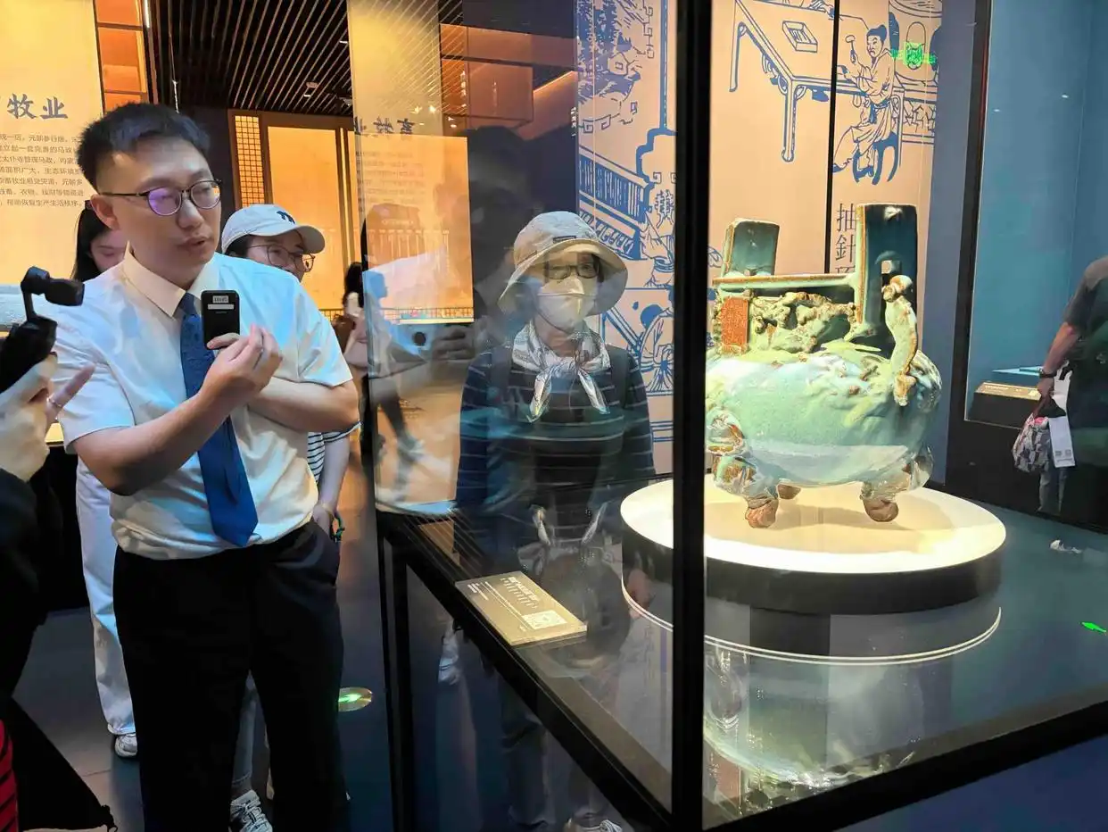 在内蒙古博物院，读懂“中华一家亲”的文物注脚